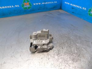 Gebruikte Deurslot Mechaniek 4Deurs links-achter Lancia Ypsilon (312) 0.9 TwinAir 85 Prijs € 31,50 Margeregeling aangeboden door Maresia Auto Recycling B.V.