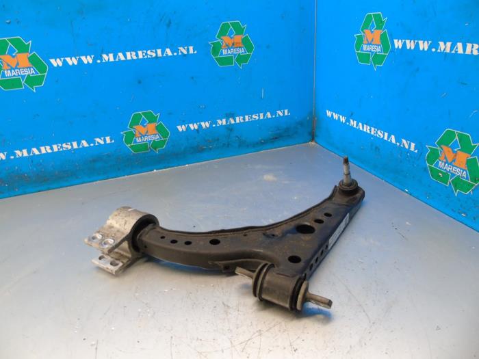 Front lower wishbone, left Opel Astra