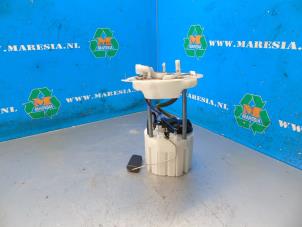 Gebruikte Tank element Pomp Opel Astra K Sports Tourer 1.0 Turbo 12V Prijs € 84,00 Margeregeling aangeboden door Maresia Auto Recycling B.V.