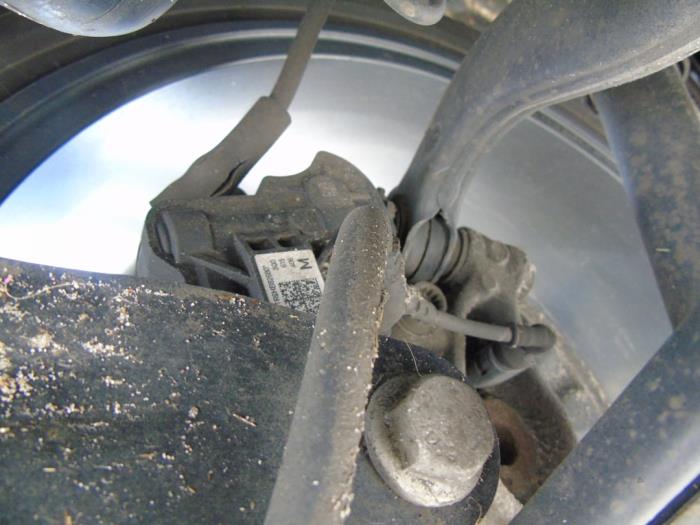 Rear brake calliper, right Volkswagen Passat