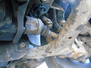 Gebruikte Steekas links-voor Ssang Yong Rexton W 2.0 e-200 Xdi 16V 4WD Prijs € 157,50 Margeregeling aangeboden door Maresia Auto Recycling B.V.