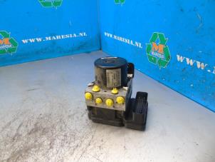 Gebruikte ABS Pomp Ford Fiesta 6 (JA8) 1.4 TDCi Prijs € 183,75 Margeregeling aangeboden door Maresia Auto Recycling B.V.