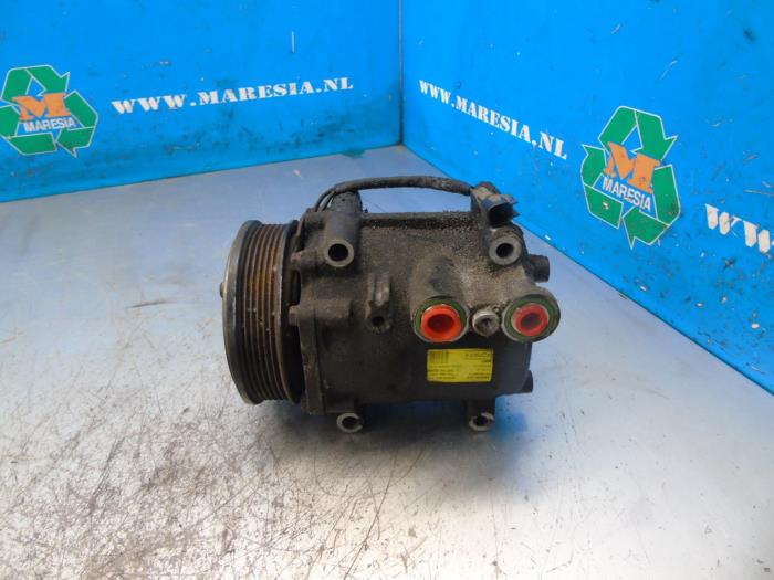 Gebruikte Aircopomp Ford Fiesta 6 (JA8) 1.4 TDCi Prijs € 105,00 Margeregeling aangeboden door Maresia Auto Recycling B.V.