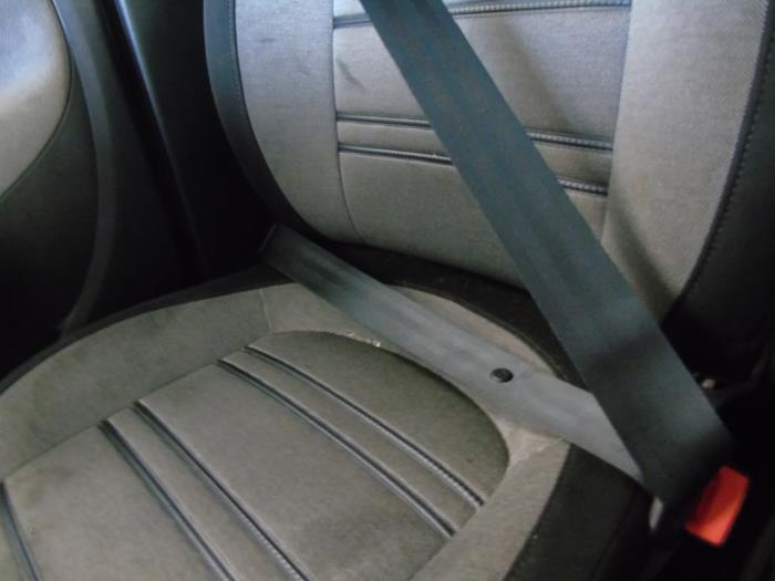 Front seatbelt, right Fiat Punto