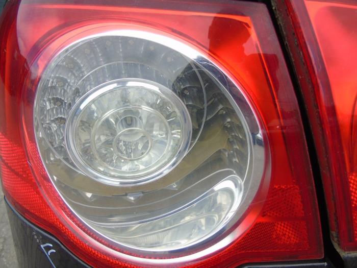 Taillight, left Volkswagen Passat