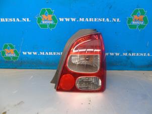 Gebruikte Achterlicht rechts Renault Twingo II (CN) 1.2 Prijs € 26,25 Margeregeling aangeboden door Maresia Auto Recycling B.V.