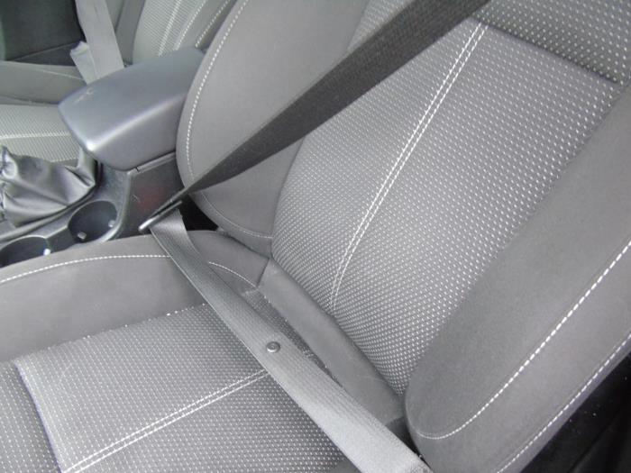 Front seatbelt, left Opel Astra