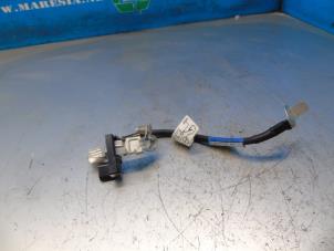 Gebruikte Accu sensor Nissan Juke (F16) 1.0 DIG-T 12V Prijs € 52,50 Margeregeling aangeboden door Maresia Auto Recycling B.V.
