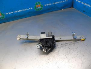 Gebruikte Raammechaniek 4Deurs links-voor Nissan Juke (F16) 1.0 DIG-T 12V Prijs € 105,00 Margeregeling aangeboden door Maresia Auto Recycling B.V.