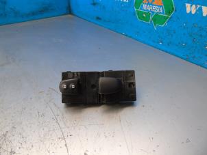 Gebruikte Schakelaar Nissan Juke (F16) 1.0 DIG-T 12V Prijs € 36,75 Margeregeling aangeboden door Maresia Auto Recycling B.V.