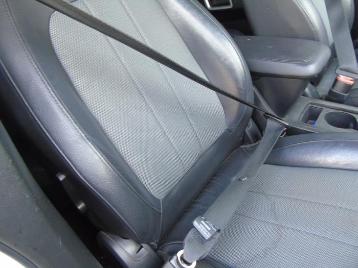 Front seatbelt, right Opel Antara