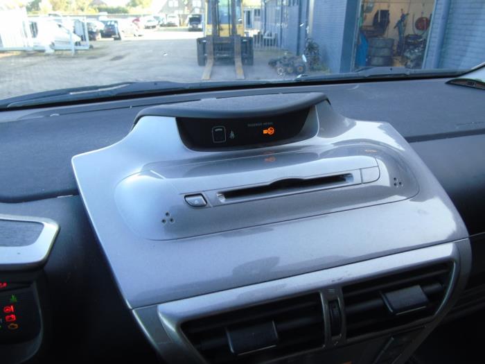 Radio CD player Toyota IQ