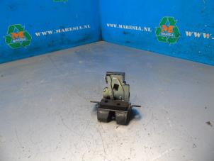 Gebruikte Achterklep Slotmechaniek Kia Cee'D Prijs € 47,25 Margeregeling aangeboden door Maresia Auto Recycling B.V.