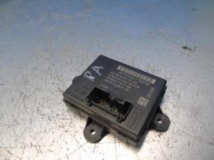 Gebruikte Deur module Ford Focus 3 Wagon 1.6 Ti-VCT 16V 125 Prijs € 44,10 Margeregeling aangeboden door Maresia Auto Recycling B.V.