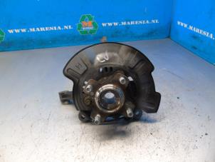 Gebruikte Fusee links-voor Suzuki Swift (ZC/ZD) 1.2 Dual Jet 16V Smart Hybrid Prijs € 131,25 Margeregeling aangeboden door Maresia Auto Recycling B.V.