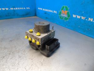 Gebruikte ABS Pomp Peugeot 108 1.2 VTi 12V Prijs € 57,75 Margeregeling aangeboden door Maresia Auto Recycling B.V.