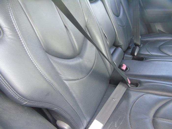 Rear seatbelt, right Toyota Rav-4