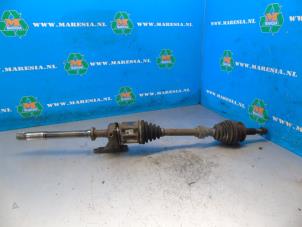 Gebruikte Steekas rechts-voor Toyota RAV4 (A3) 2.2 D-4D 16V 4x4 Prijs € 105,00 Margeregeling aangeboden door Maresia Auto Recycling B.V.