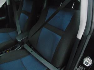 Gebruikte Veiligheidsgordel links-voor Toyota Corolla (E12) 1.6 16V VVT-i Prijs op aanvraag aangeboden door Maresia Auto Recycling B.V.