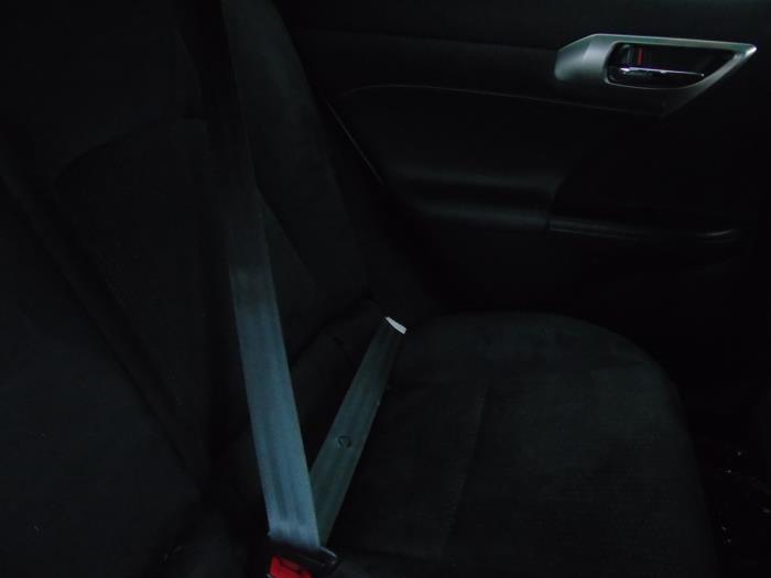 Rear seatbelt, left Lexus CT 200h