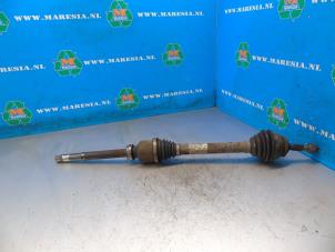 Gebruikte Steekas rechts-voor Peugeot 208 I (CA/CC/CK/CL) 1.6 e-HDi FAP Prijs € 63,00 Margeregeling aangeboden door Maresia Auto Recycling B.V.