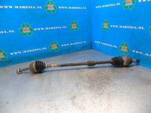 Gebruikte Aandrijfas rechts-voor Opel Meriva 1.4 16V Ecotec Prijs € 31,50 Margeregeling aangeboden door Maresia Auto Recycling B.V.