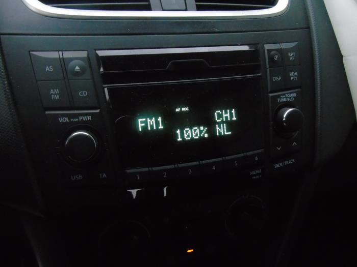 Radio CD Speler Suzuki Swift