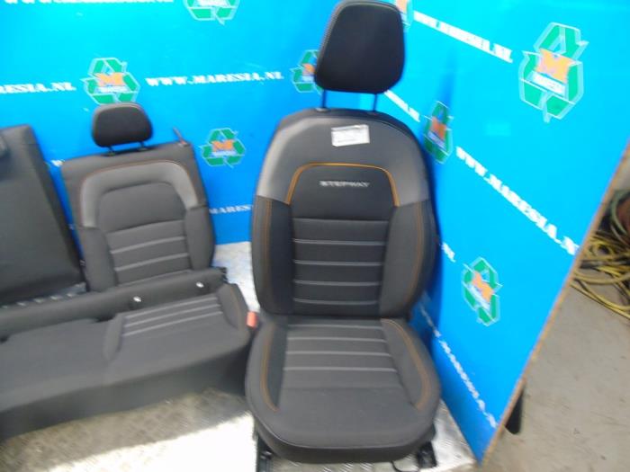 Seat, left Dacia Sandero