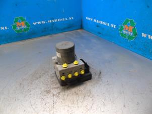 Gebruikte ABS Pomp Kia Venga 1.6 CVVT 16V Prijs € 157,50 Margeregeling aangeboden door Maresia Auto Recycling B.V.