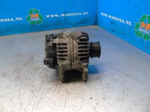 Gebruikte Dynamo Volkswagen Golf IV (1J1) 1.6 Prijs € 26,25 Margeregeling aangeboden door Maresia Auto Recycling B.V.