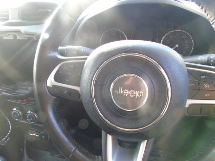 Left airbag (steering wheel) Jeep Renegade