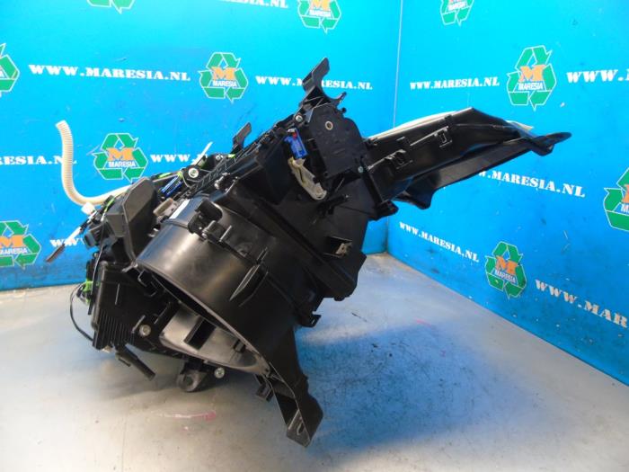 Kachelhuis van een Toyota Yaris III (P13) 1.5 16V Hybrid 2018