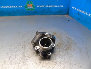 Gebruikte Gasklephuis Opel Astra K 1.6 CDTI 110 16V Prijs € 57,75 Margeregeling aangeboden door Maresia Auto Recycling B.V.