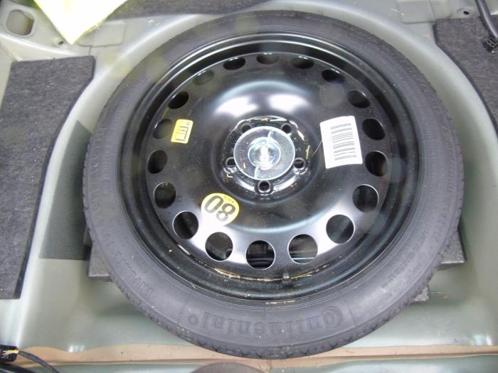 Space-saver spare wheel Opel Astra