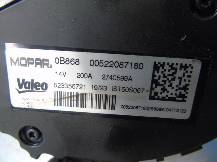 Dynamo van een Fiat 500 (312) 1.0 Hybrid 2023