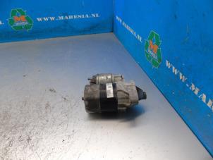 Gebruikte Startmotor Renault Clio III Estate/Grandtour (KR) 1.2 16V 75 Prijs € 31,50 Margeregeling aangeboden door Maresia Auto Recycling B.V.