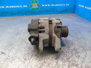 Gebruikte Dynamo Hyundai Santa Fe II (CM) 2.2 CRDi 16V 4x4 Prijs € 31,50 Margeregeling aangeboden door Maresia Auto Recycling B.V.