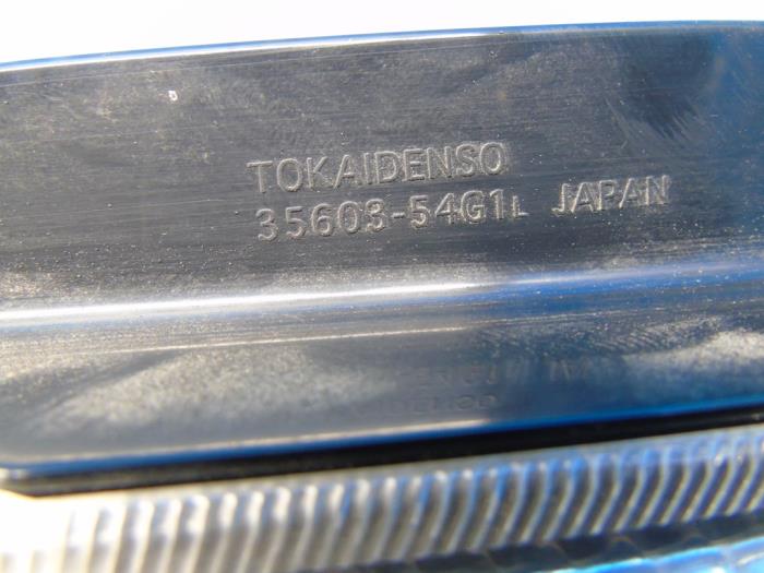 Achterlicht links van een Suzuki Liana (ERC/ERD/RH4) 1.6 MPi 16V 2005