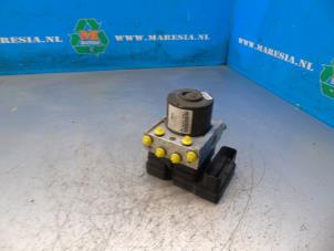 Gebruikte ABS Pomp Suzuki Liana (ERC/ERD/RH4) 1.6 MPi 16V Prijs € 105,00 Margeregeling aangeboden door Maresia Auto Recycling B.V.