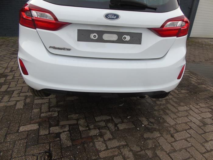 Achterbumper van een Ford Fiesta 7 1.0 EcoBoost 12V 85 2018