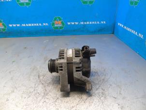 Gebruikte Dynamo Opel Corsa E 1.4 16V Prijs € 26,25 Margeregeling aangeboden door Maresia Auto Recycling B.V.