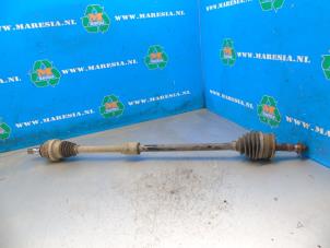 Gebruikte Aandrijfas rechts-voor Opel Astra J Sports Tourer (PD8/PE8/PF8) 1.4 16V ecoFLEX Prijs € 105,00 Margeregeling aangeboden door Maresia Auto Recycling B.V.