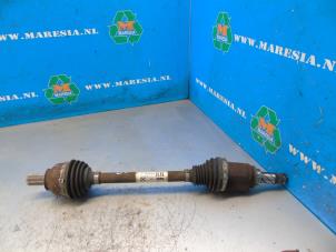 Gebruikte Steekas links-achter Renault Twingo III (AH) 0.9 Energy TCE 90 12V Prijs € 52,50 Margeregeling aangeboden door Maresia Auto Recycling B.V.