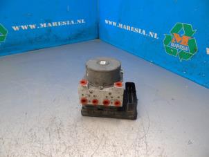 Gebruikte ABS Pomp Ford Fiesta 7 1.0 EcoBoost 12V 85 Prijs € 315,00 Margeregeling aangeboden door Maresia Auto Recycling B.V.