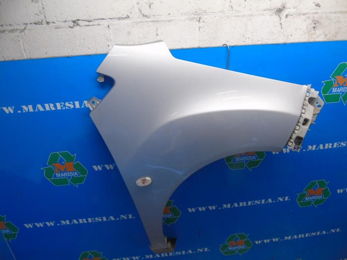 Front wing, right Chevrolet Spark
