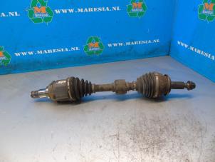 Gebruikte Steekas links-voor Toyota RAV4 (A3) 2.2 D-4D-F 16V 4x4 Prijs € 120,75 Margeregeling aangeboden door Maresia Auto Recycling B.V.