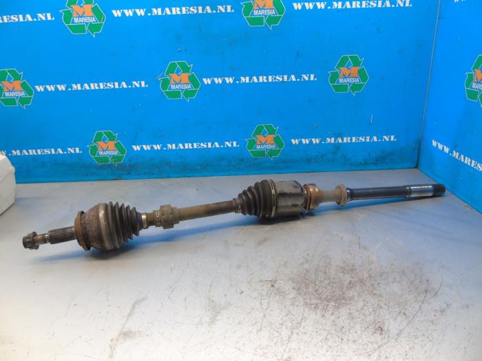 Gebruikte Steekas rechts-voor Toyota RAV4 (A3) 2.2 D-4D-F 16V 4x4 Prijs € 78,75 Margeregeling aangeboden door Maresia Auto Recycling B.V.