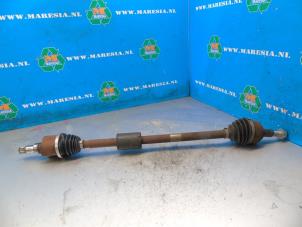 Gebruikte Aandrijfas rechts-voor Ford Puma 1.0 Ti-VCT EcoBoost mHEV 12V Prijs € 152,25 Margeregeling aangeboden door Maresia Auto Recycling B.V.