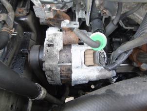 Gebruikte Dynamo Mitsubishi Lancer Sportback (CX) 1.8 DI-D MIVEC 16V Prijs € 47,25 Margeregeling aangeboden door Maresia Auto Recycling B.V.