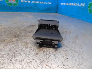 Gebruikte Sensor ACC (afstand) Ford C-Max (DXA) 1.5 TDCi 120 16V Prijs € 131,25 Margeregeling aangeboden door Maresia Auto Recycling B.V.